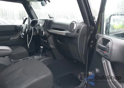 2015 Jeep Wrangler Unlimited Willys Wheeler из США, поврежденный, VIN 1C4BJWDG6FL670739